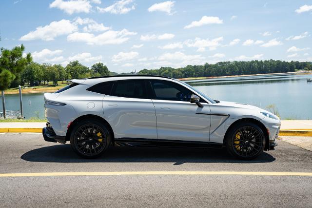 2023 Aston Martin DBX 707