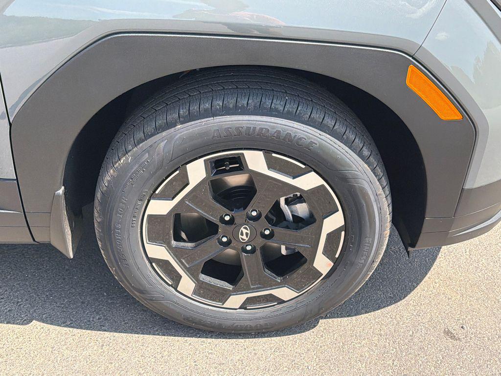 New 2027 Gray Hyundai SEL AWD image 13