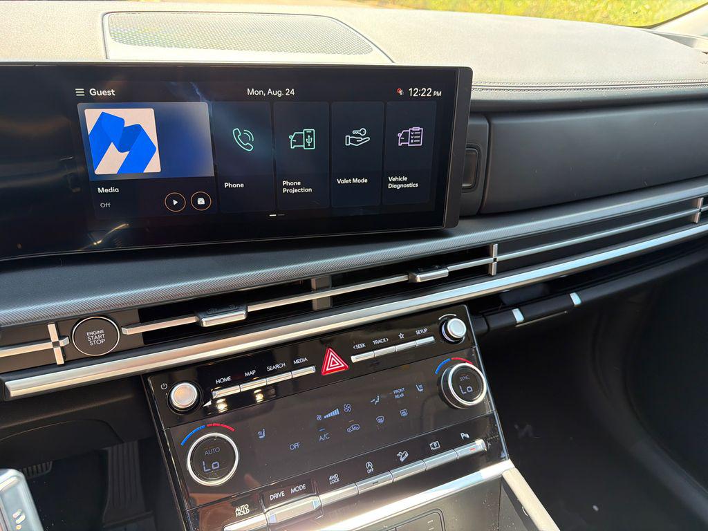 New 2027 Gray Hyundai SEL AWD image 28