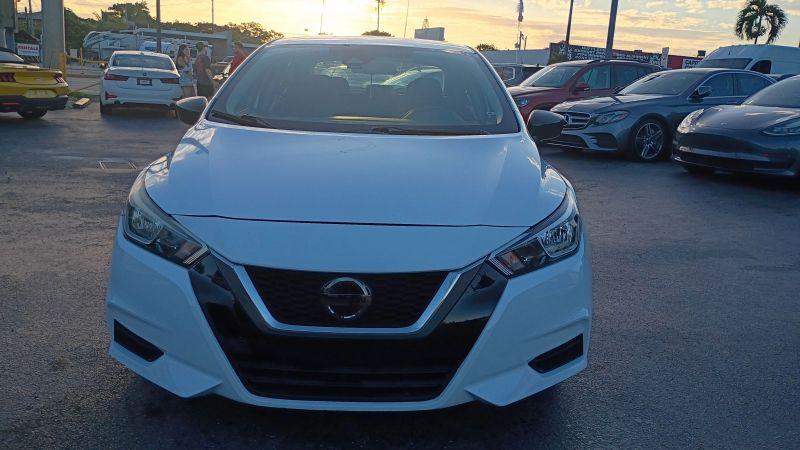 2021 Nissan Versa S Xtronic CVT