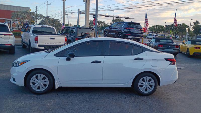 2021 Nissan Versa S Xtronic CVT