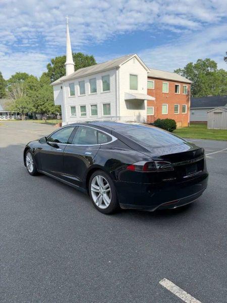 2013 Tesla Model S Base