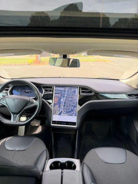 2013 Tesla Model S Base