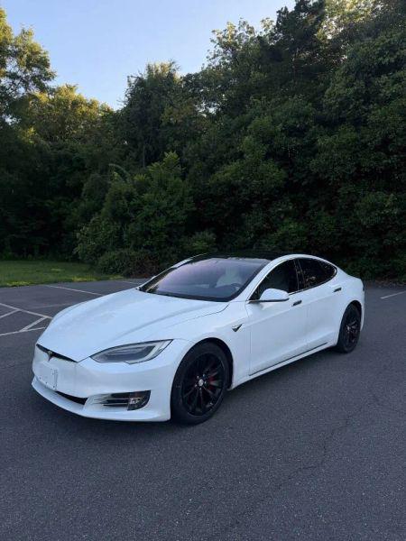 2017 Tesla Model S 90D