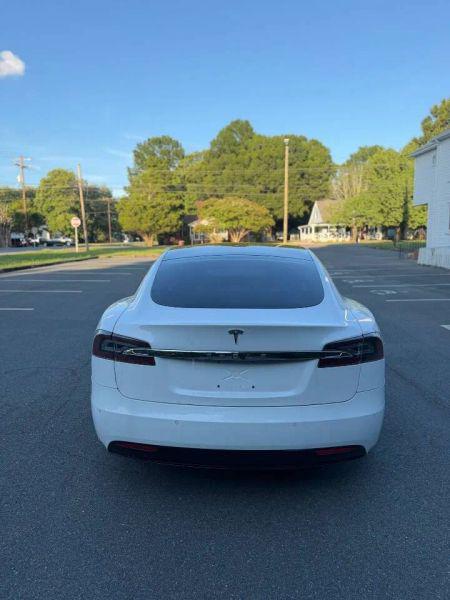 2017 Tesla Model S 90D
