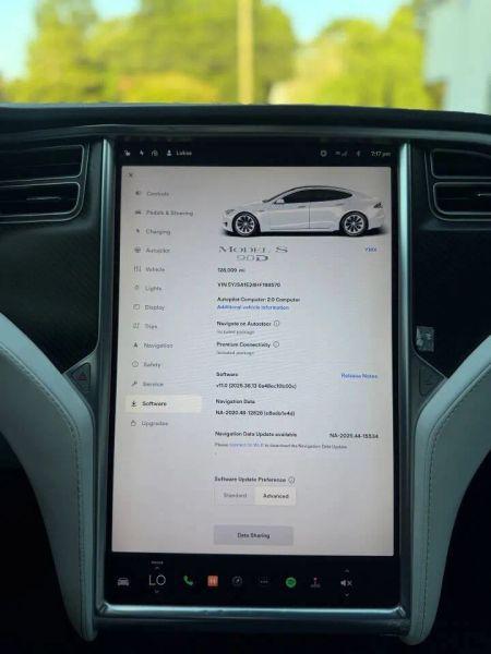 2017 Tesla Model S 90D