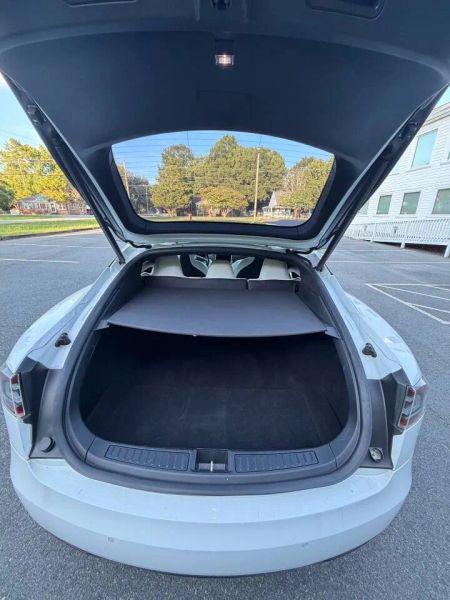 2017 Tesla Model S 90D