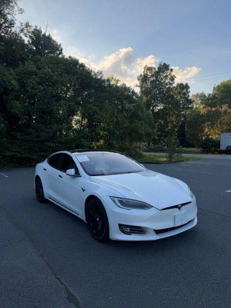 2017 Tesla Model S 90D