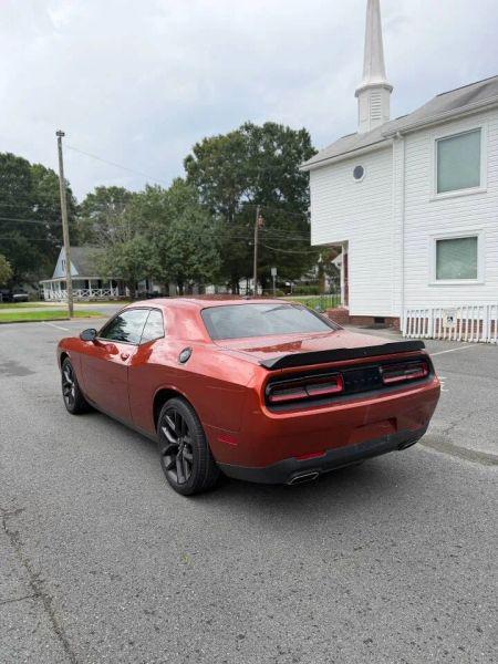2020 Dodge Challenger SXT