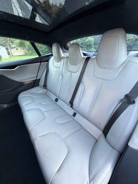 2015 Tesla Model S 85D