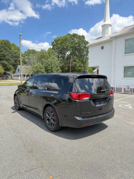 2019 Chrysler Pacifica Touring Plus