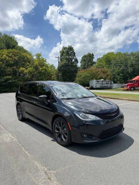 2019 Chrysler Pacifica Touring Plus