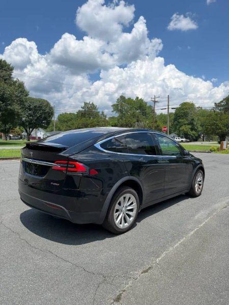 2017 Tesla Model X 75D