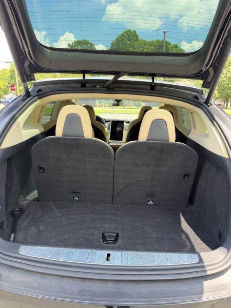 2017 Tesla Model X 75D