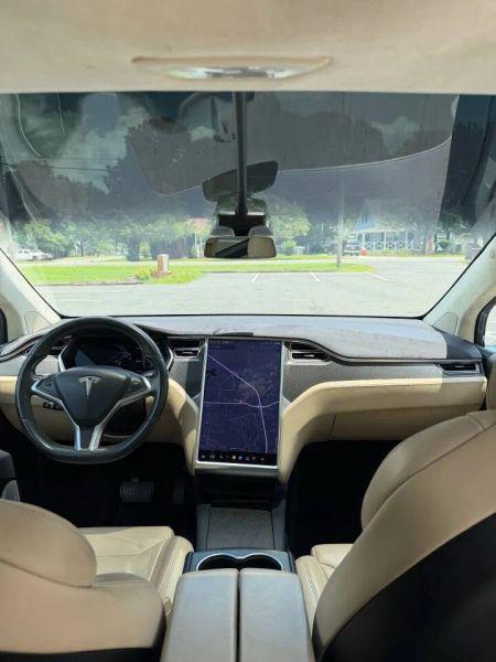 2017 Tesla Model X 75D