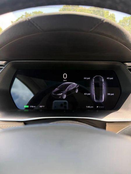 2017 Tesla Model X 75D