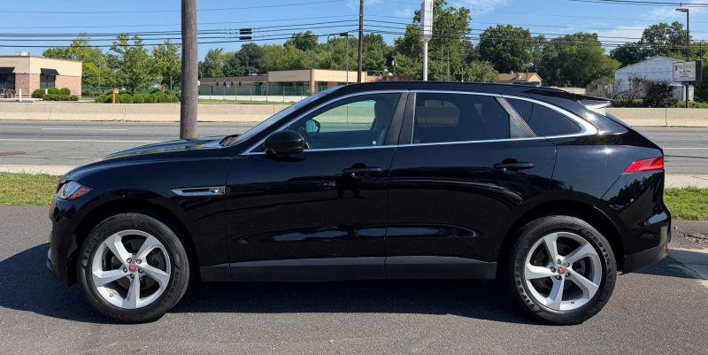2019 Jaguar F-PACE 30t Premium