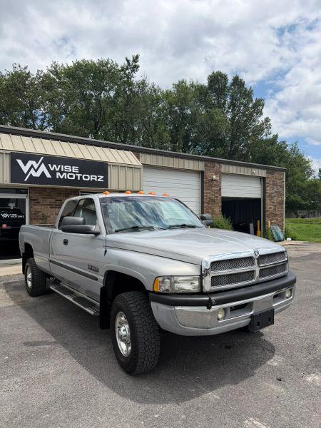 2000 Dodge Ram 2500 Base