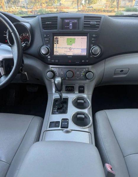 2012 Toyota Highlander SE V6