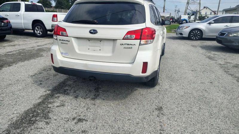 2012 Subaru Outback 2.5i Premium