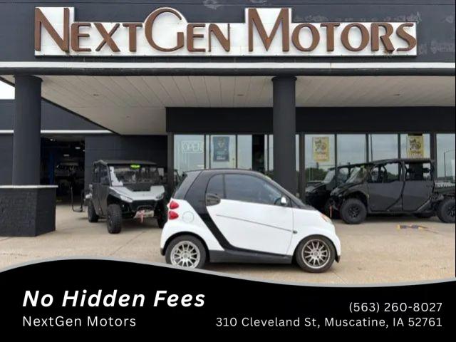 2011 smart fortwo pure for sale in Muscatine, IA