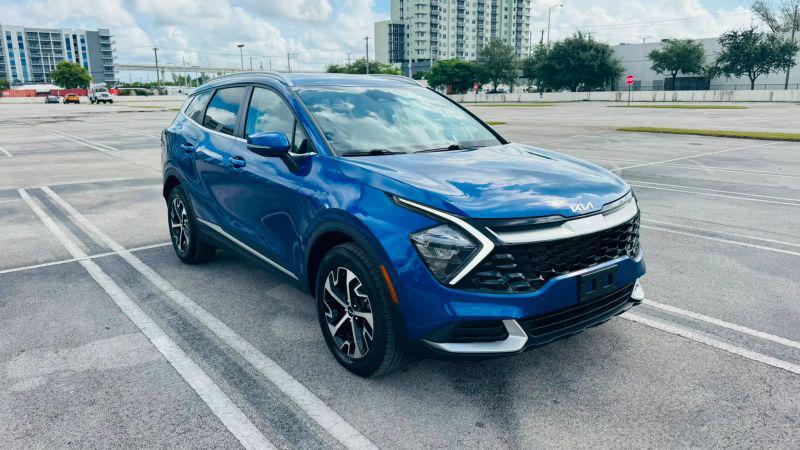 2023 Kia Sportage EX for sale in Miami, FL