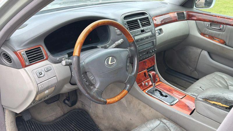 2001 Lexus LS 430 430