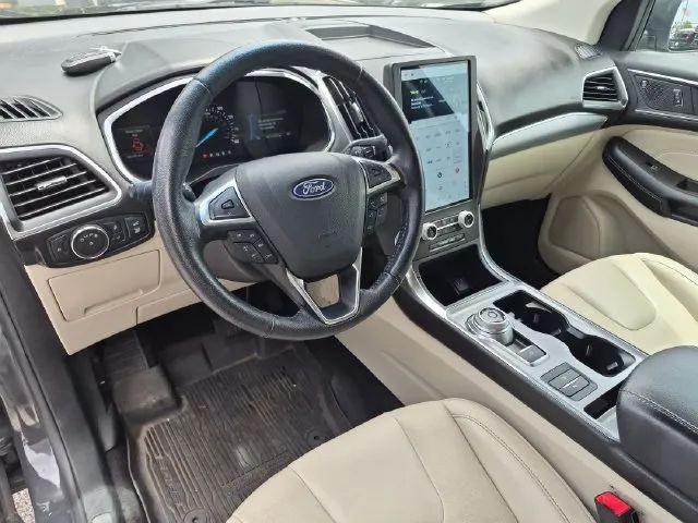 2021 Ford Edge Titanium