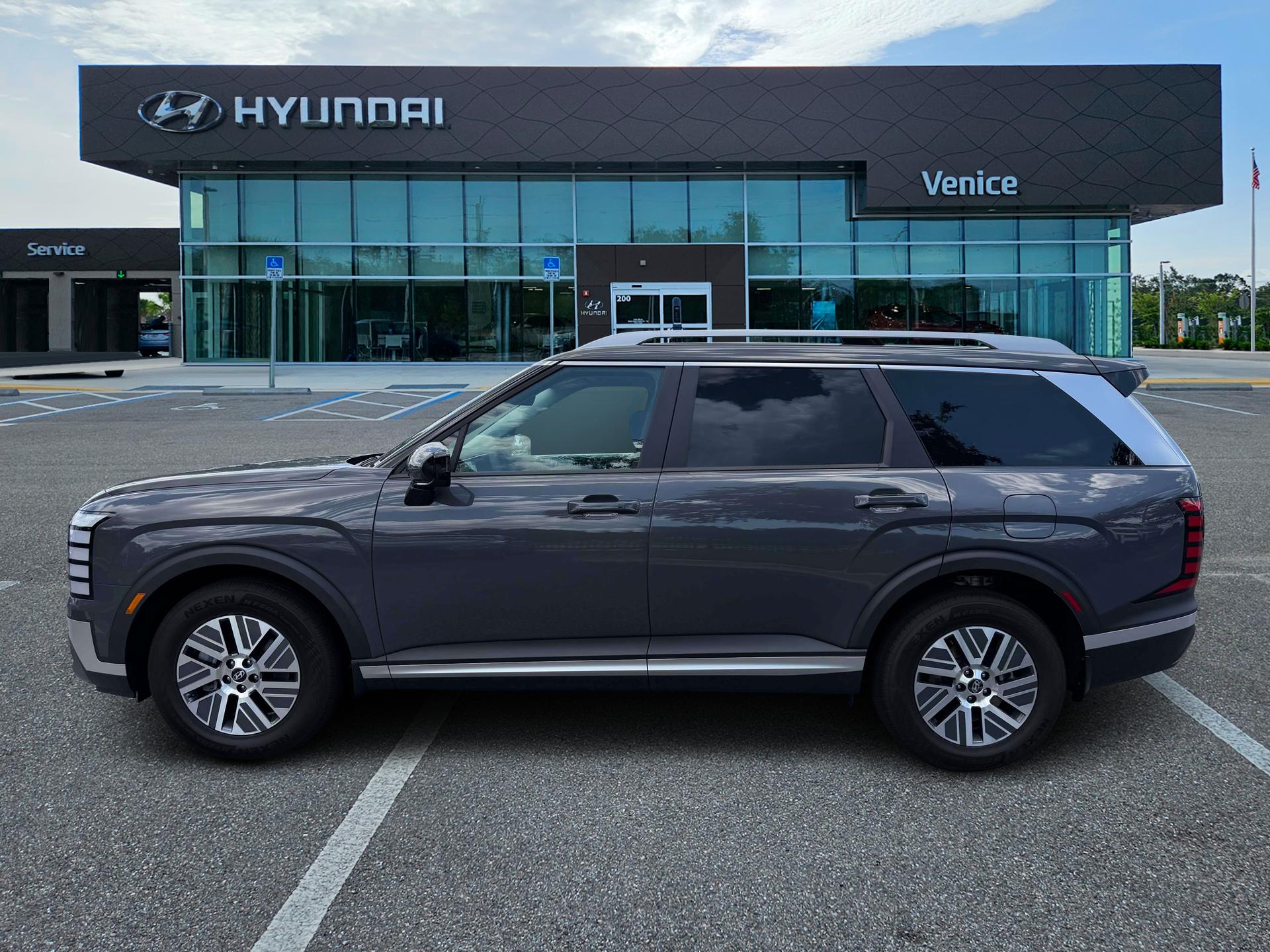2027 Hyundai PALISADE HYBRID Blue SEL 7P - Image 3