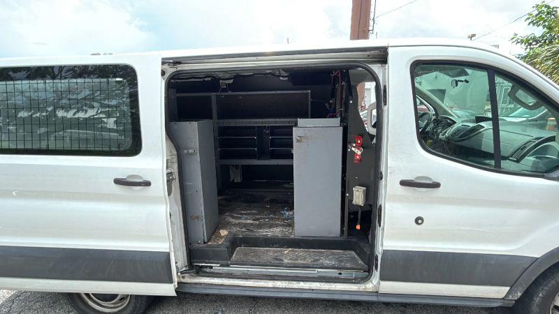 2016 Ford Transit w/Sliding Side Door w/RWB