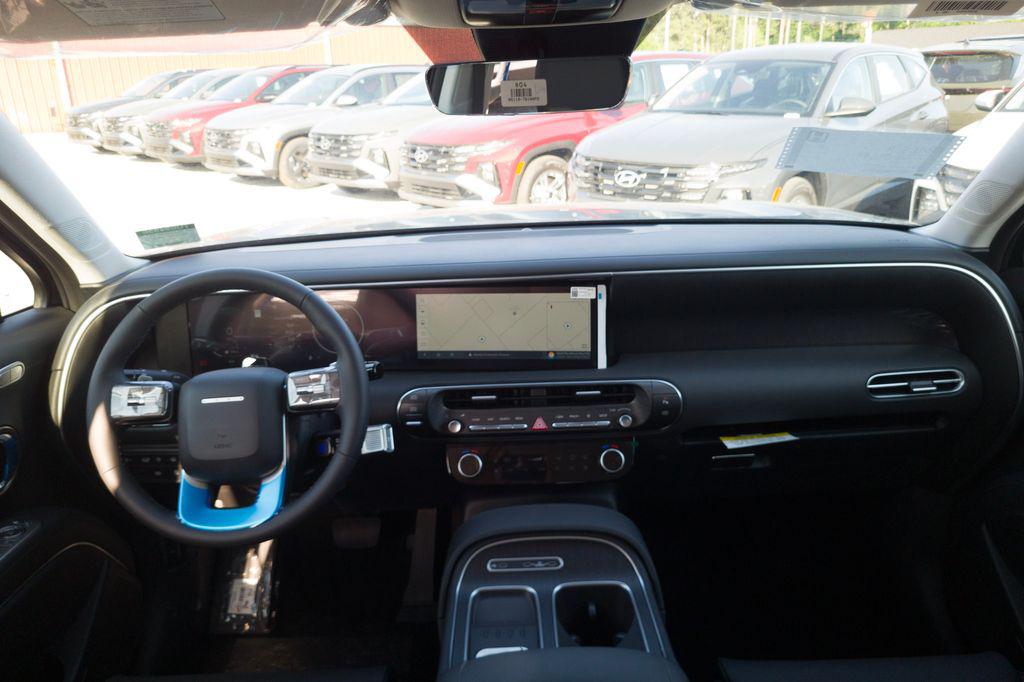 New 2027 Black HYUNDAI Blue SEL Premium 7P image 17