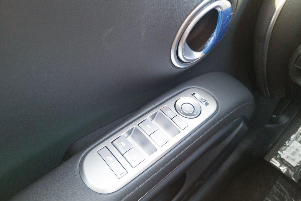 New 2027 Black HYUNDAI Blue SEL Premium 7P image 30