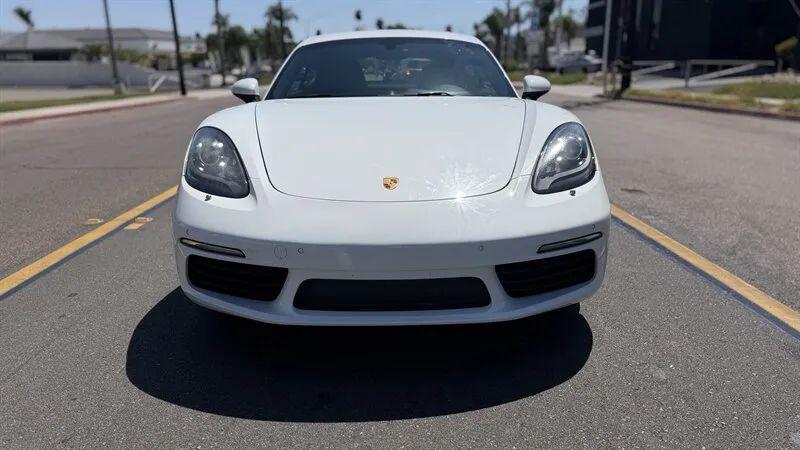 2017 Porsche 718 Cayman Base