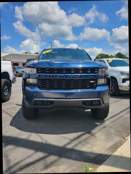 2020 Chevrolet Silverado 1500 4WD Crew Cab Standard Bed Custom for sale in Concord, NC