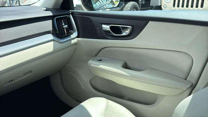 2019 Volvo S60 T6 Momentum