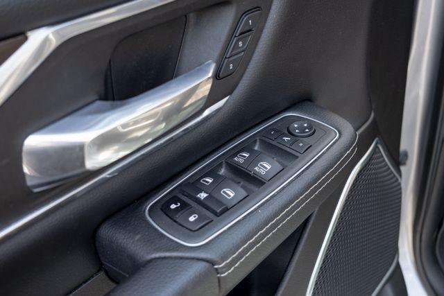 2022 Ram 1500 Laramie Crew Cab 4x4 5'7" Box