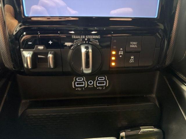 2023 Ram 1500 Limited Crew Cab 4x4 5'7" Box