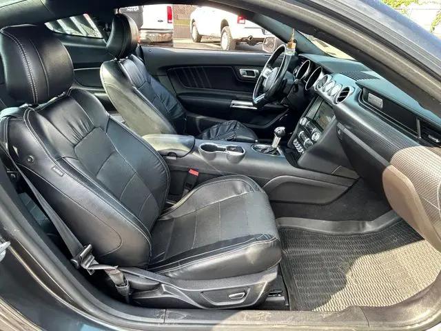 2019 Ford Mustang EcoBoost Premium