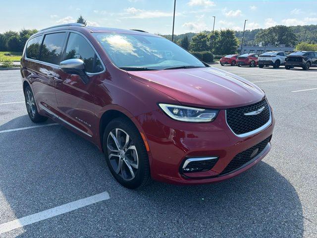 2026 Chrysler Pacifica Pinnacle AWD