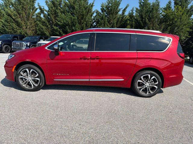 2026 Chrysler Pacifica Pinnacle AWD