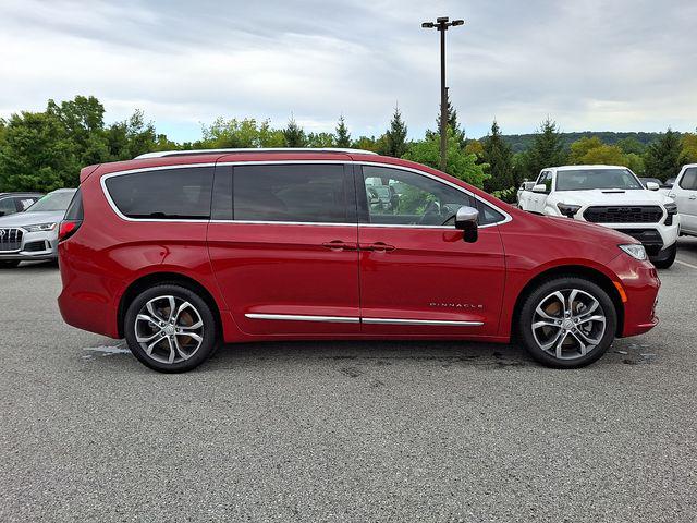 2026 Chrysler Pacifica Pinnacle AWD