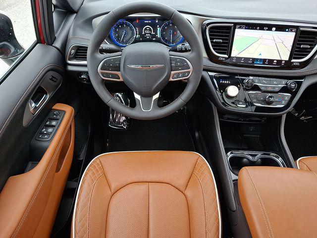 2026 Chrysler Pacifica Pinnacle AWD
