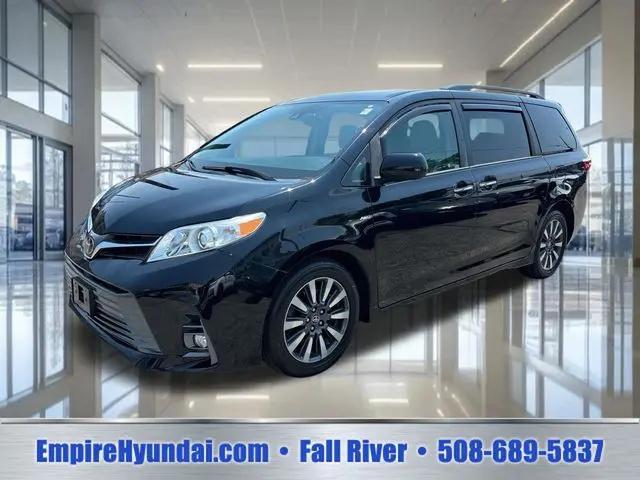 2018 Toyota Sienna XLE 7 Passenger for sale in Fall River, MA