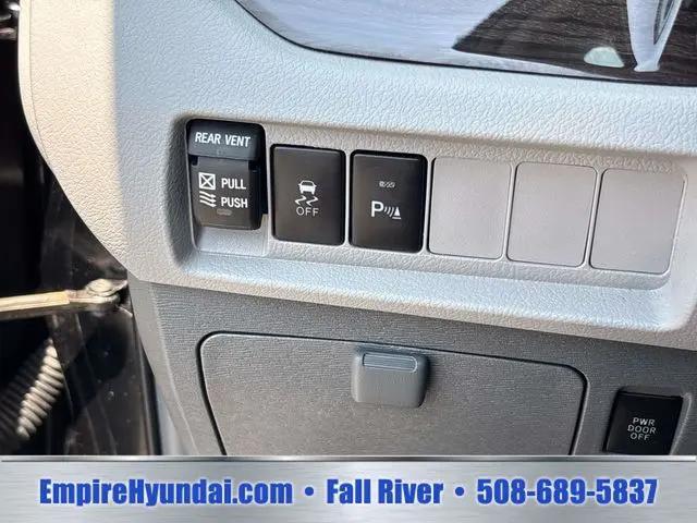 2018 Toyota Sienna XLE 7 Passenger