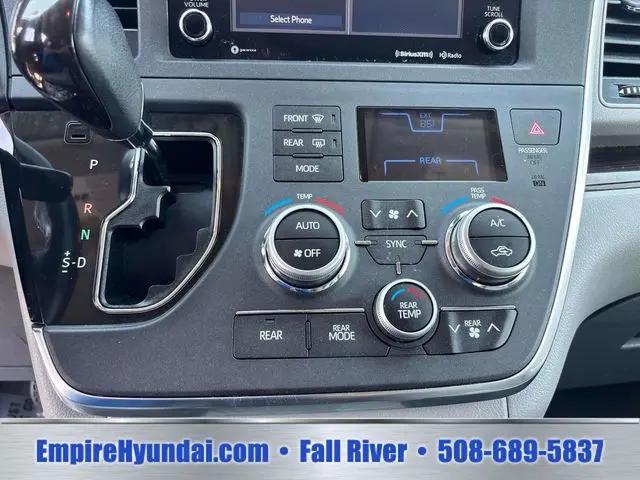 2018 Toyota Sienna XLE 7 Passenger