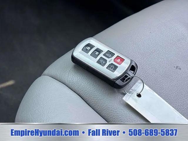 2018 Toyota Sienna XLE 7 Passenger
