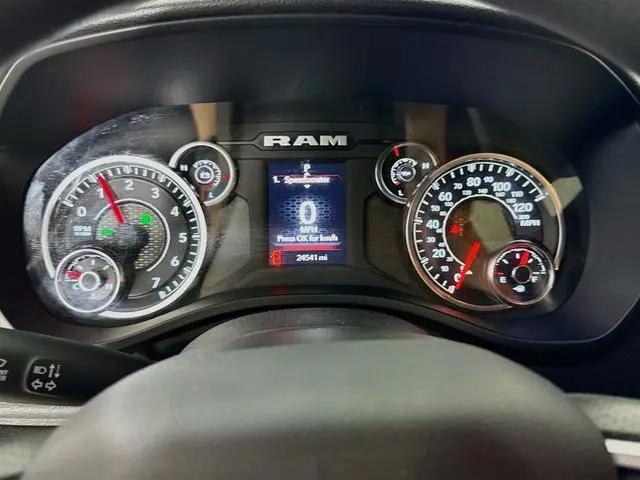 2025 Ram 1500 Tradesman Quad Cab 4x4 64 Box