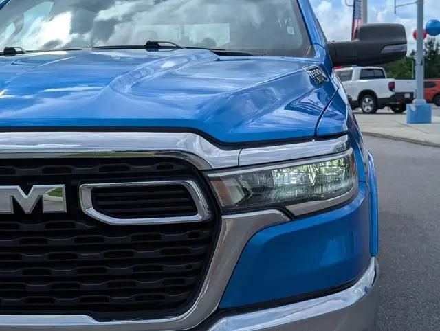 2025 Ram 1500 Big Horn Crew Cab 4x4 57 Box