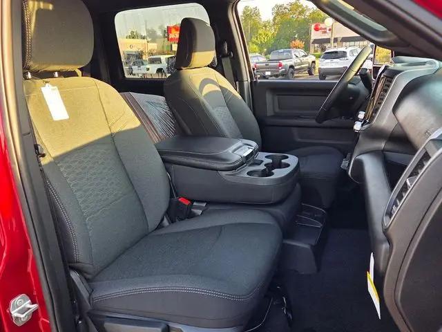 2026 Ram 2500 Tradesman Crew Cab 4x4 64 Box