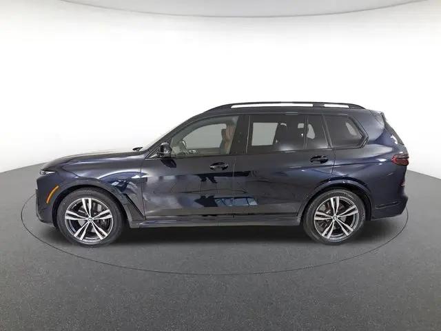 2024 BMW X7 M60i